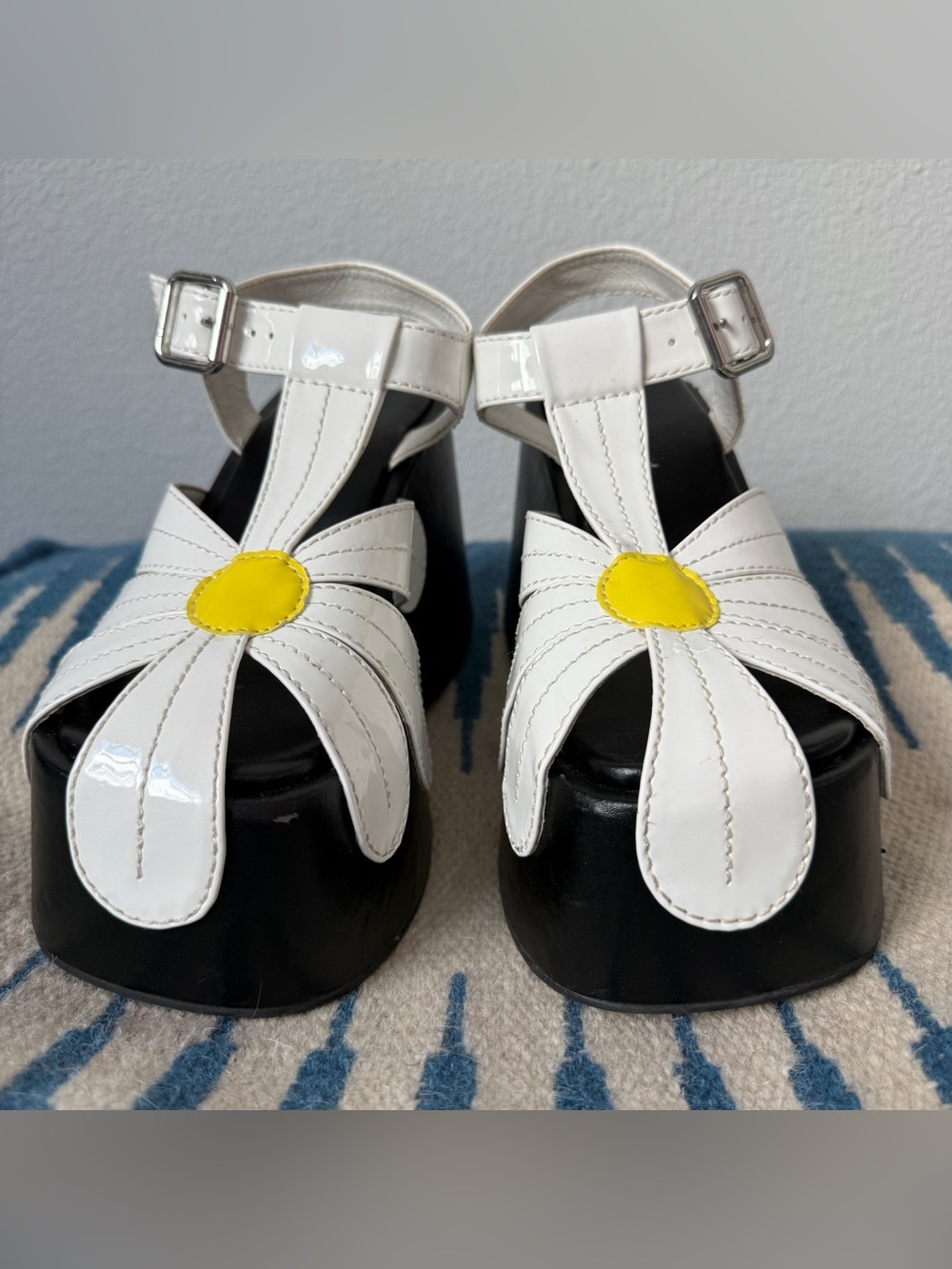 dELiA*s by Dolls Kill Forever Frolicking Platform Sandals Size 5 - Picture 5 of 11